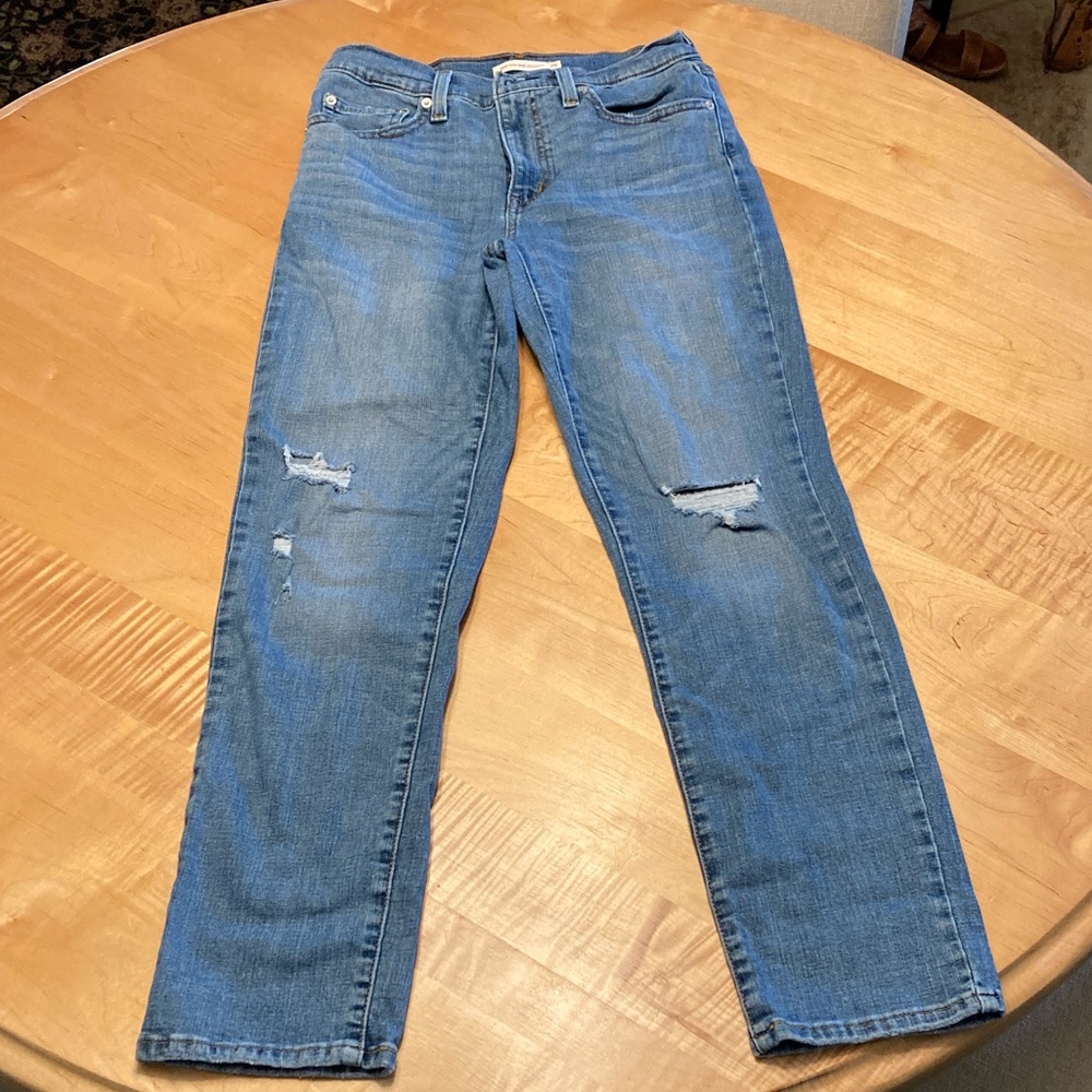 Women's Straight Leg Levi’s 724 High rRse Straight Blue Jeans